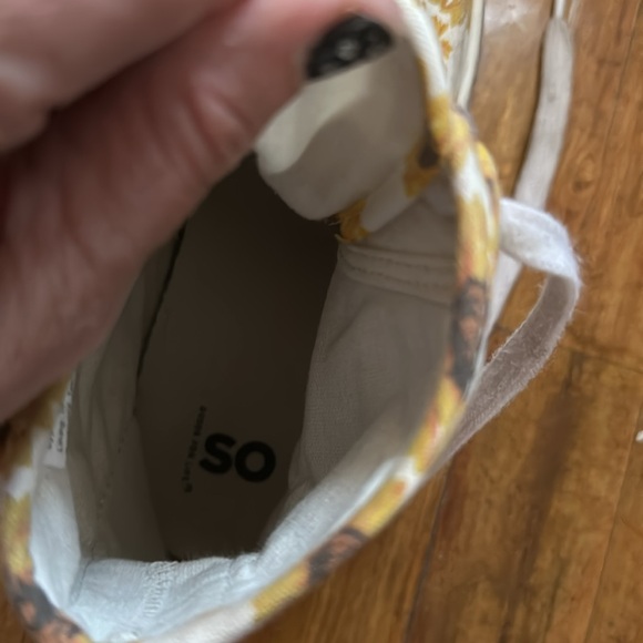 Canvas sunflower high tops - Picture 5 of 5